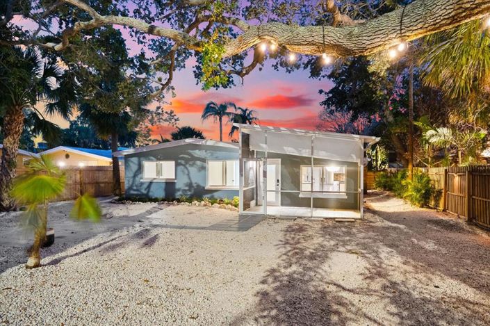 Image No.53-3 Bed Property for sale