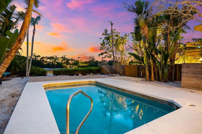 Image No.58-3 Bed Property for sale