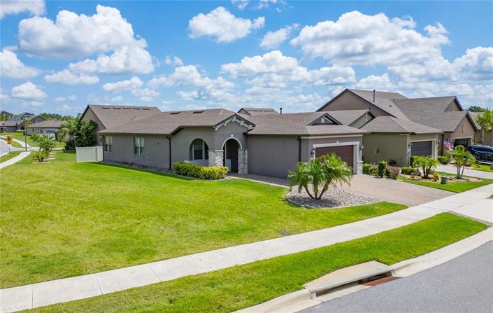 Image No.30-2 Bed Property for sale