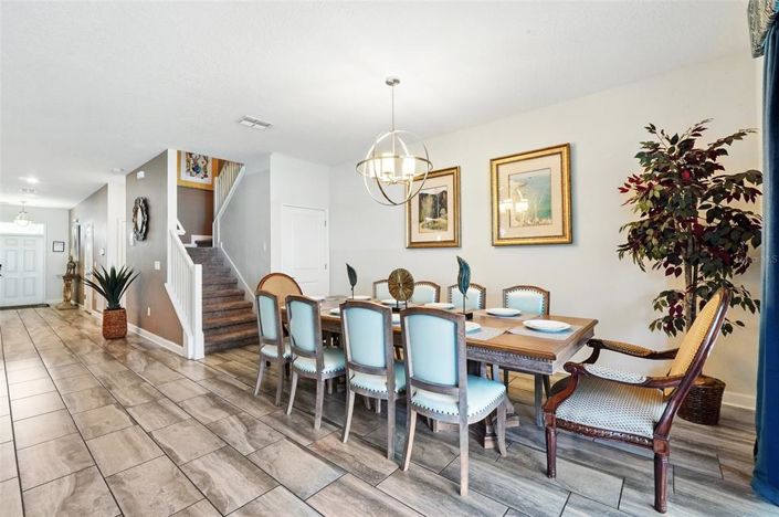 Image No.18-8 Bed Property for sale