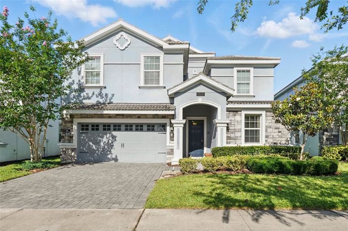 Image No.2-8 Bed Property for sale