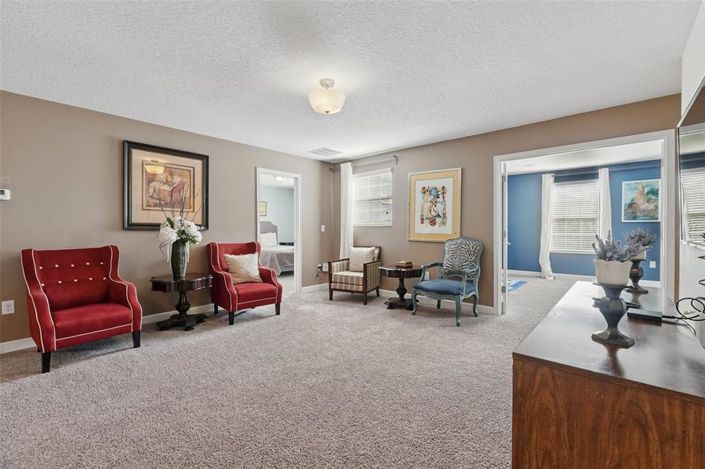 Image No.29-8 Bed Property for sale