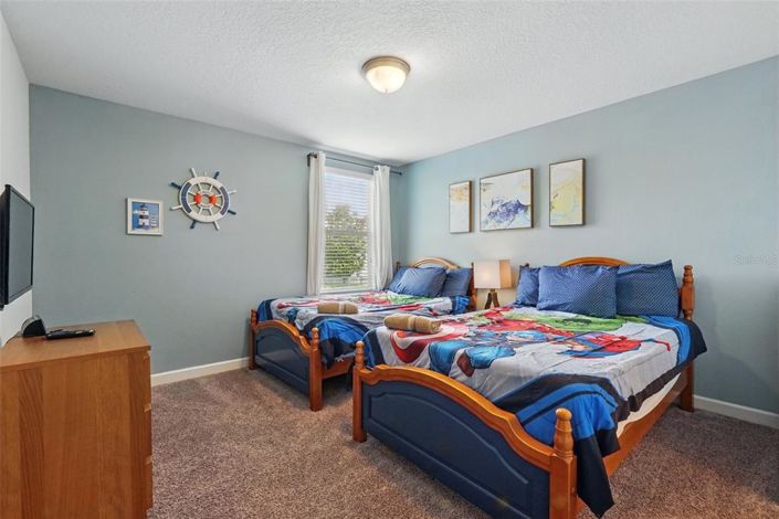 Image No.44-8 Bed Property for sale