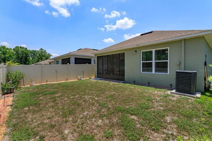 Image No.26-3 Bed Property for sale