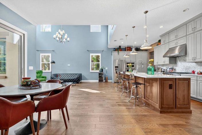 Image No.11-4 Bed Property for sale