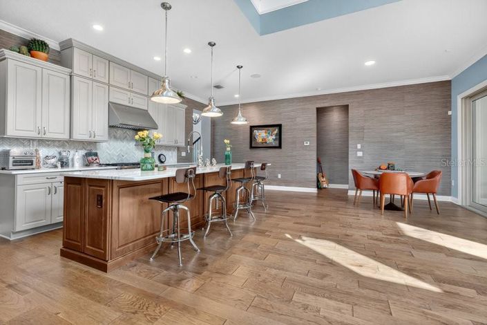 Image No.19-4 Bed Property for sale