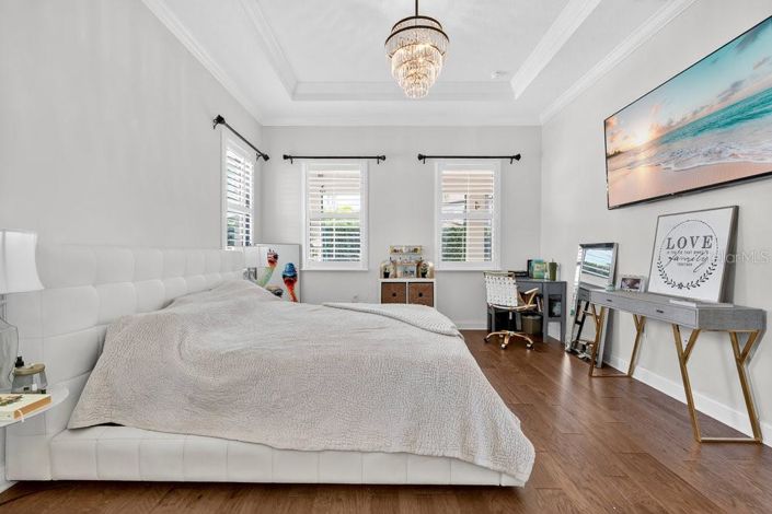 Image No.26-4 Bed Property for sale