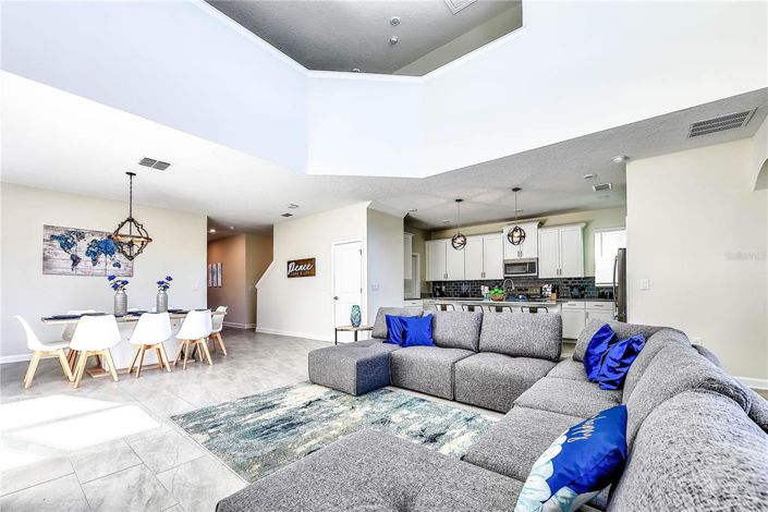 Image No.13-5 Bed Property for sale