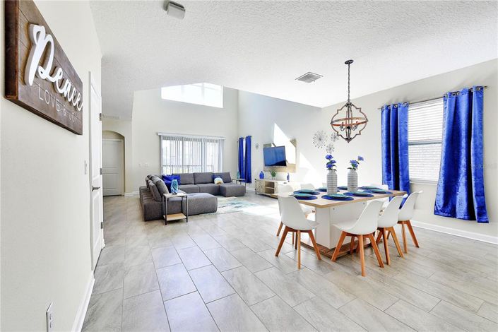 Image No.5-5 Bed Property for sale