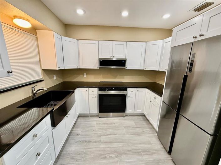 Image No.16-3 Bed Property for sale