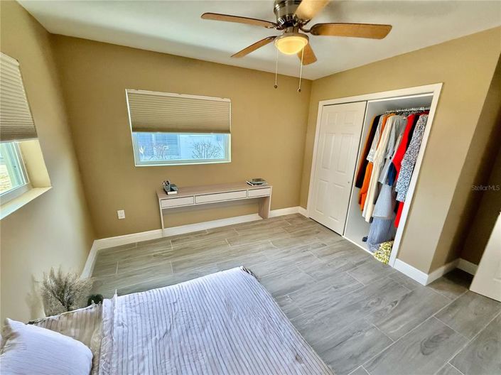 Image No.23-3 Bed Property for sale