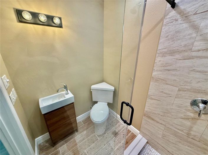 Image No.36-3 Bed Property for sale