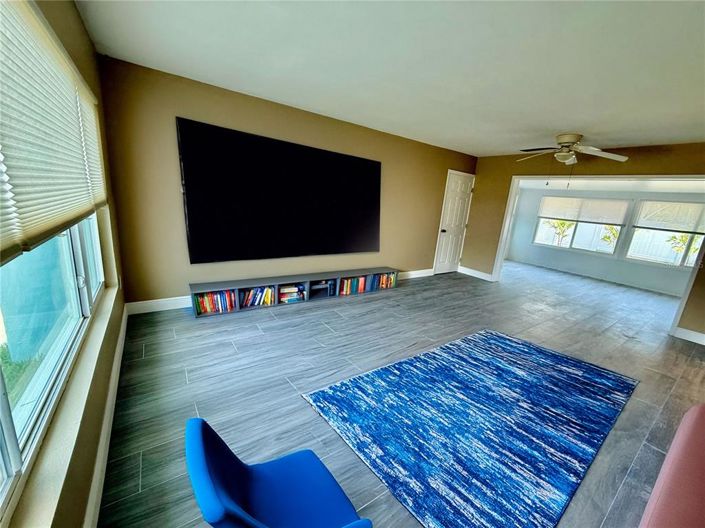 Image No.9-3 Bed Property for sale