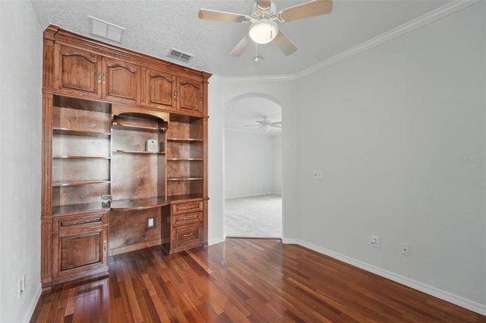 Image No.21-3 Bed Property for sale