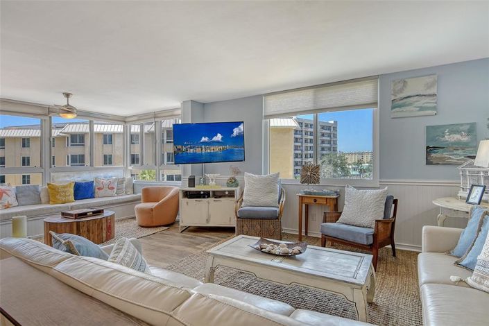 Image No.11-2 Bed Property for sale