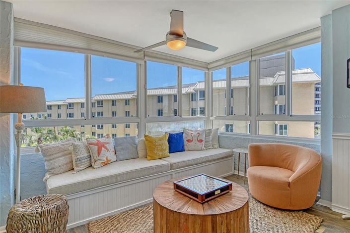 Image No.12-2 Bed Property for sale