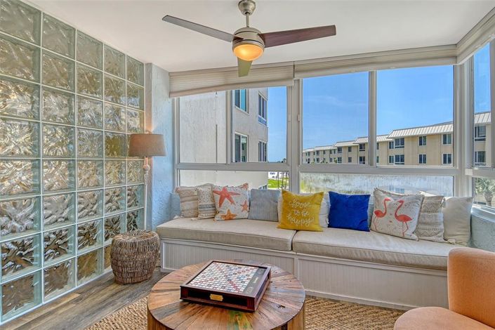 Image No.13-2 Bed Property for sale