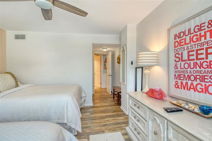 Image No.34-2 Bed Property for sale