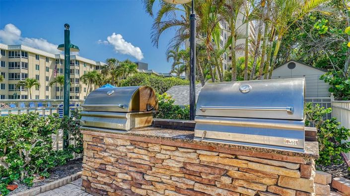 Image No.48-2 Bed Property for sale