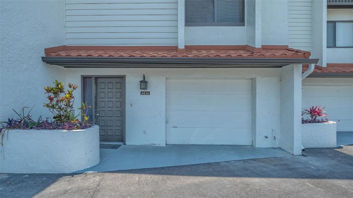 Image No.1-3 Bed Property for sale