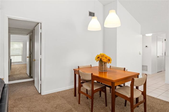 Image No.28-2 Bed Property for sale