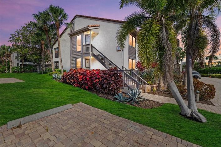 Image No.37-2 Bed Property for sale