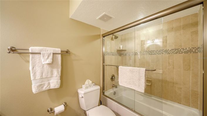 Image No.23-2 Bed Property for sale