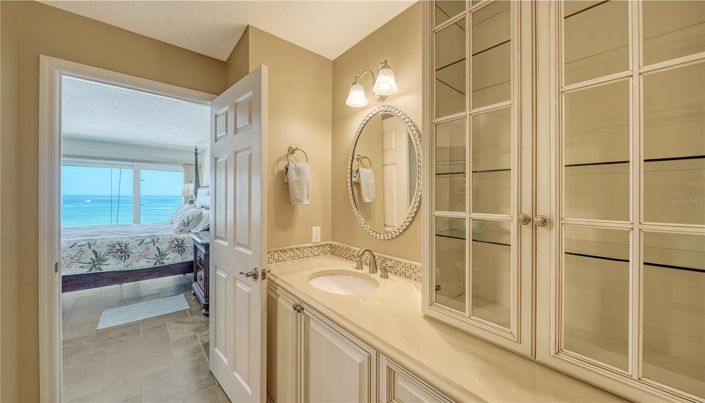 Image No.25-2 Bed Property for sale