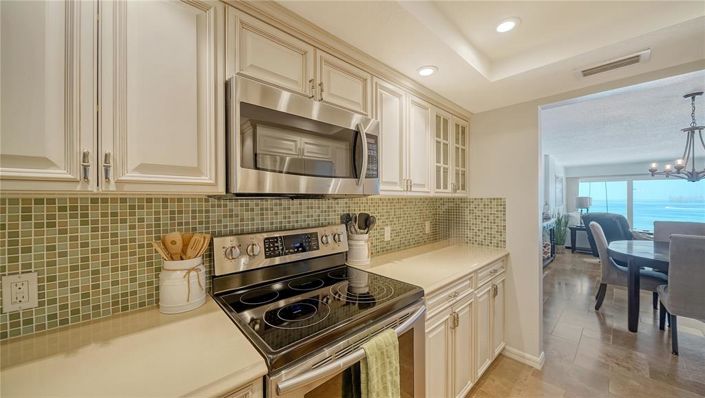 Image No.9-2 Bed Property for sale