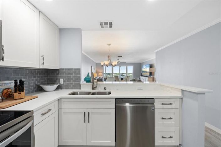 Image No.9-2 Bed Property for sale