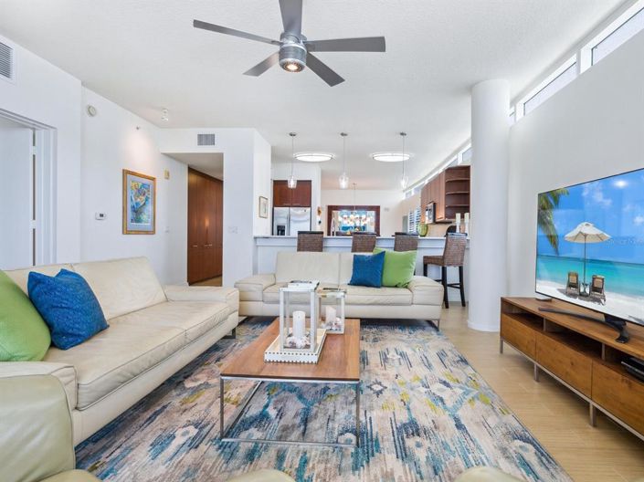 Image No.13-3 Bed Property for sale