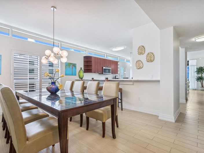 Image No.19-3 Bed Property for sale