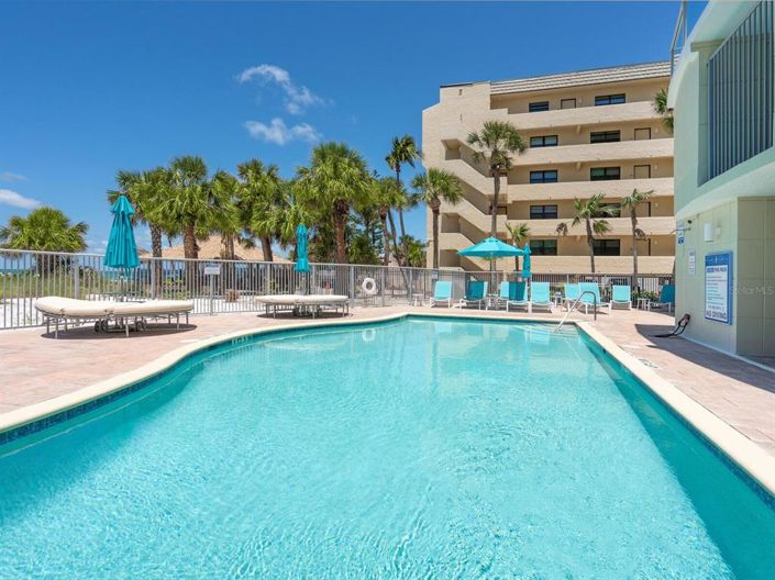 Image No.38-3 Bed Property for sale