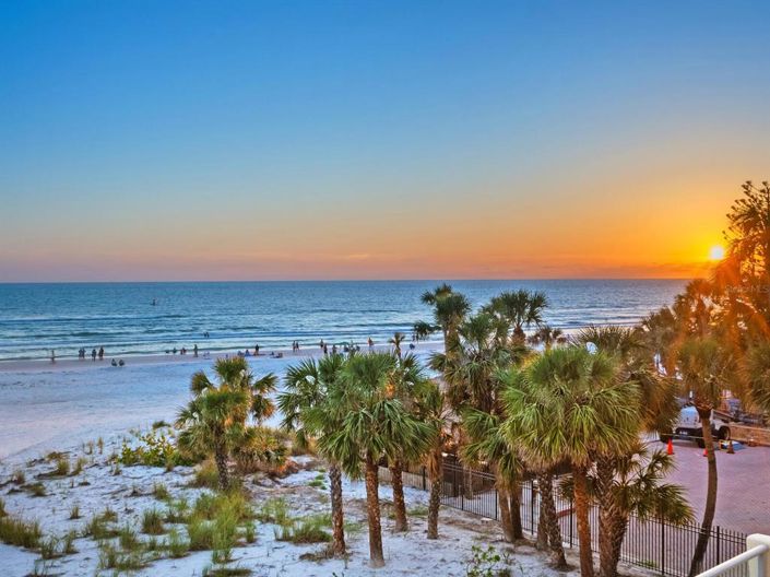 Image No.43-3 Bed Property for sale