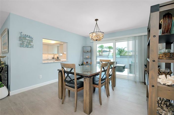 Image No.27-3 Bed Property for sale