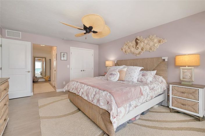 Image No.45-3 Bed Property for sale