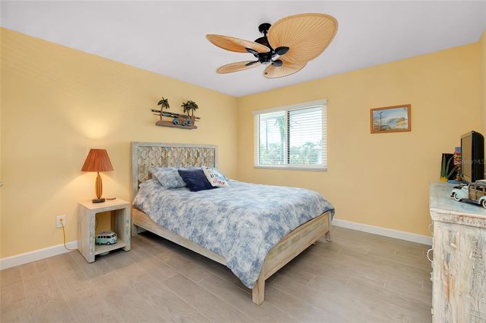 Image No.58-3 Bed Property for sale