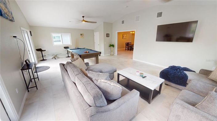 Image No.19-4 Bed Property for sale