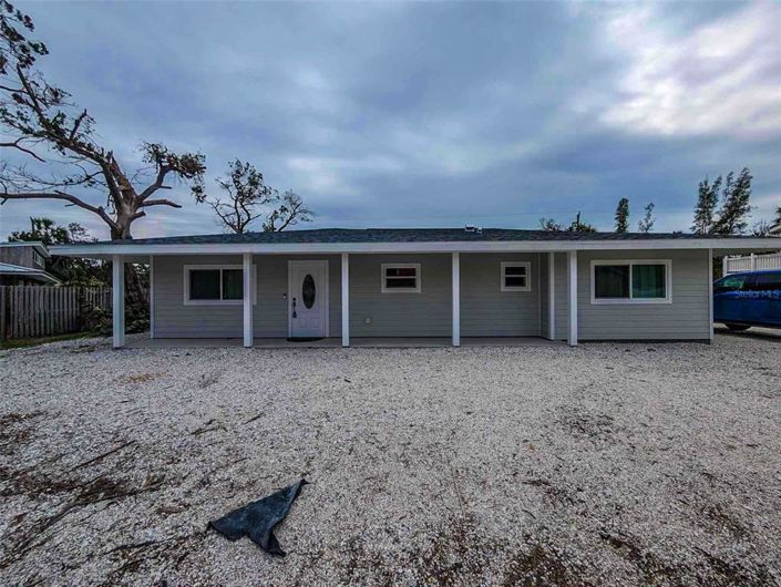 Image No.2-4 Bed Property for sale