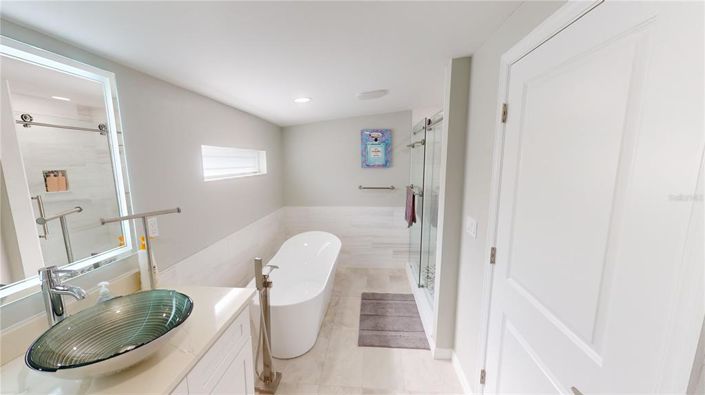 Image No.33-4 Bed Property for sale