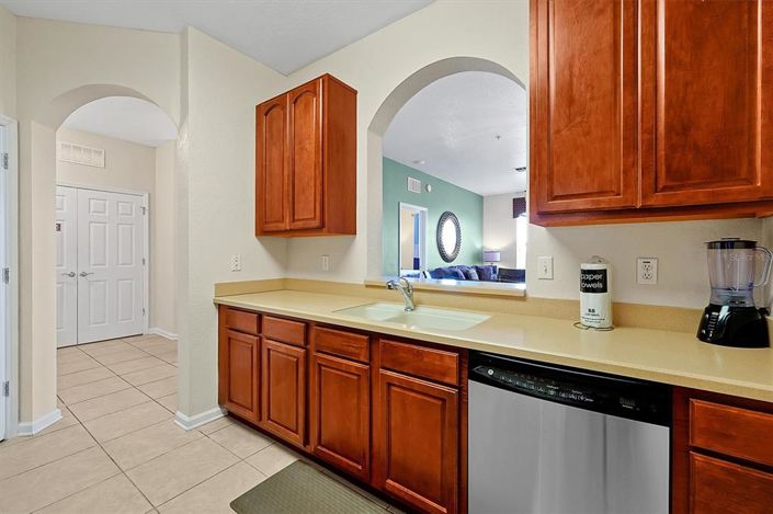 Image No.11-3 Bed Property for sale