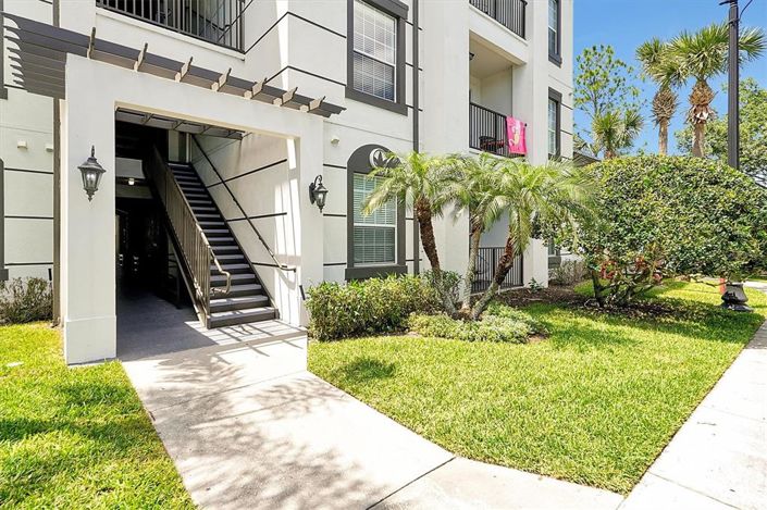 Image No.27-3 Bed Property for sale