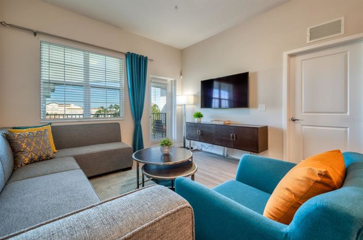 Image No.15-3 Bed Property for sale