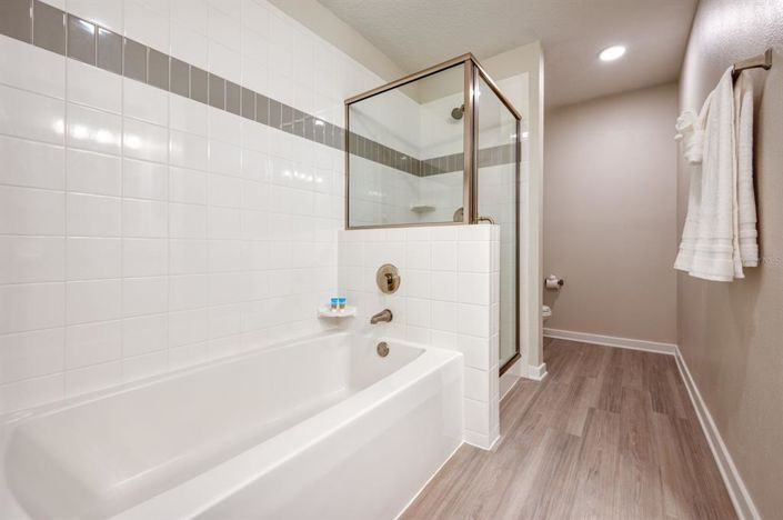 Image No.18-3 Bed Property for sale