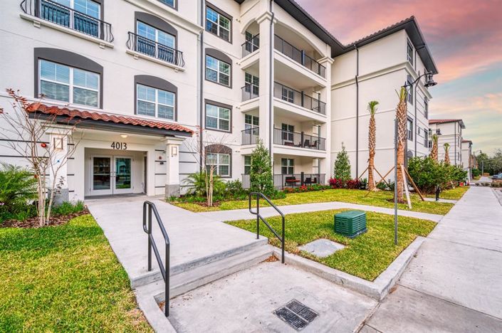 Image No.2-3 Bed Property for sale