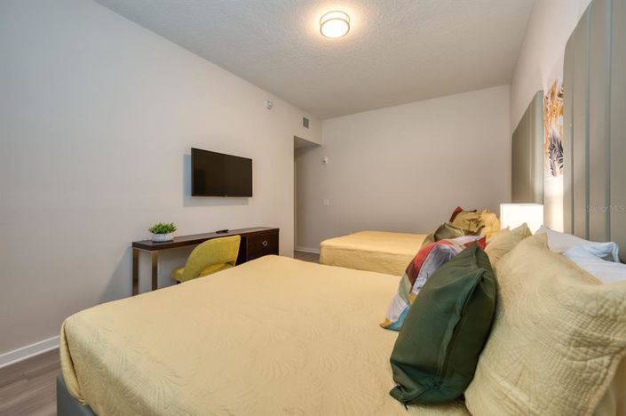 Image No.24-3 Bed Property for sale