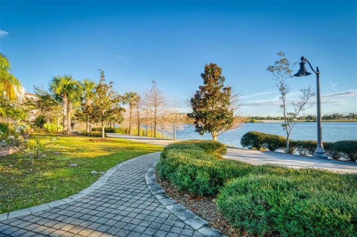 Image No.32-3 Bed Property for sale