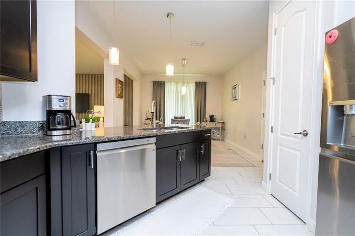 Image No.39-6 Bed Townhouse for sale