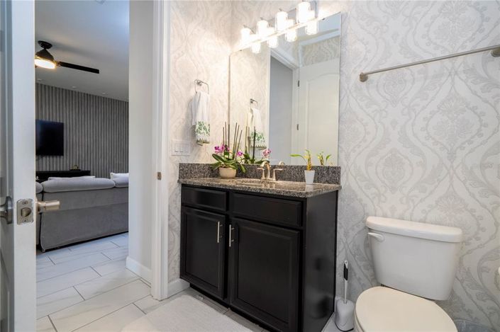 Image No.46-6 Bed Townhouse for sale