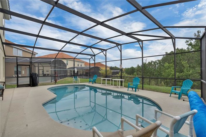 Image No.11-6 Bed Property for sale